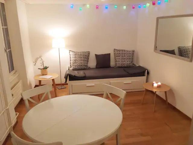 Parking Voiture & Appartement 2Pcs Lausanne Centre Ngoại thất bức ảnh